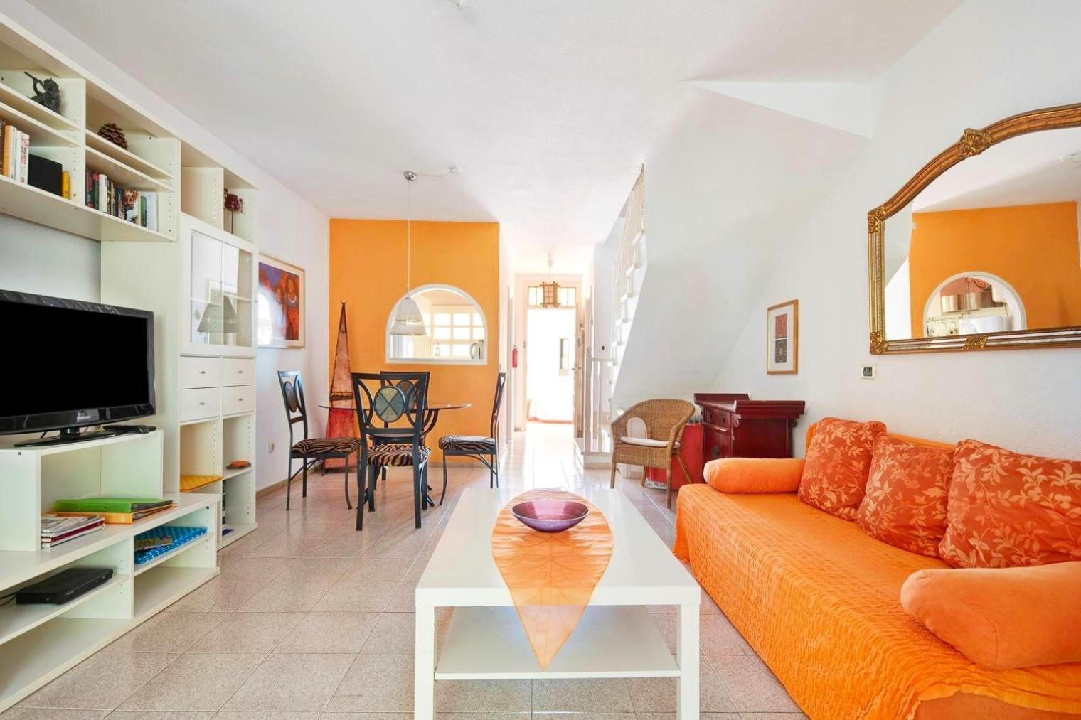 Casa Sarita - Farbenfrohes Ferienhaus Chayofa Ngoại thất bức ảnh
